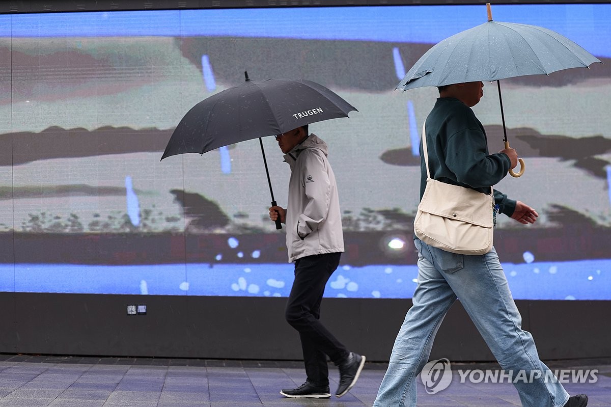 전국 흐리고 곳곳 비…낮 최고 17∼22도