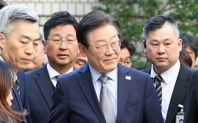 [속보] 법원 "이재명 1심 징역 1년에 집행유예 2년"