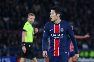 이강인에 '가자, 중국인' 외친 팬…PSG 서포터스 영구 제명