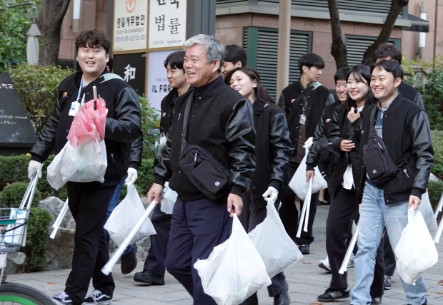 CJ대한통운 창립 94주년 ... "절박함 갖고 변화·혁신해야"