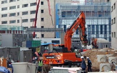 건단련, 중소건설현장에 스마트 안전장비 지원…"안전 최우선"