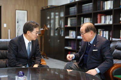 김동연 경기도지사, 여의도 비상 행보 지속..."윤석열 대통령 탄핵대상 아닌 체포대상" 강조