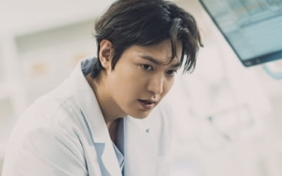 이민호, 우주정거장 여행 '포착'…"은밀한 미션 수행"