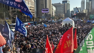 "윤석열 수호, 이재명 구속"…광화문에 집결한 보수단체