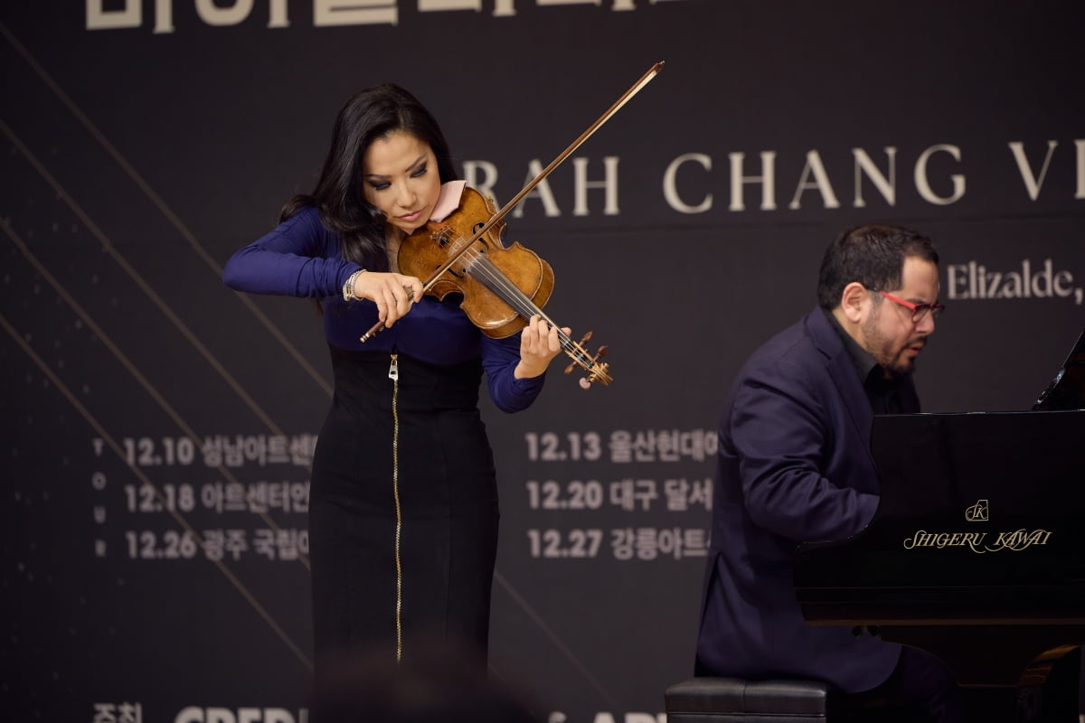 사라 장 "신동이던 예전보다 지금이 더 연주하는 게 즐거워"