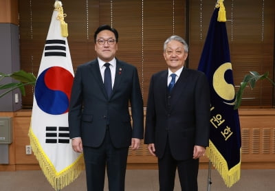 카지노 룰렛 룰;한국 경제 굳건, 오해 풀자카지노 룰렛 룰;…부랴부랴 日 만난 F4