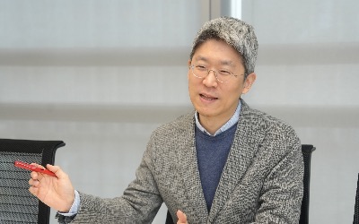 "기업용 AI 보급 이제 시작…시장 열 배로 커질 것"