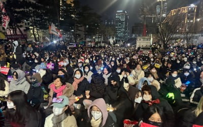 "학생도 계엄 알 권리 있는데"…'계엄 가르치지 말라'는 학교장