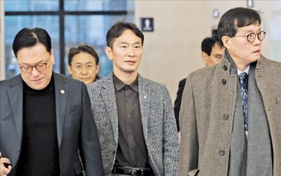 경제 정책 '올스톱'…"내수 회복 골든타임 놓친다"