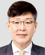 박찬용
 