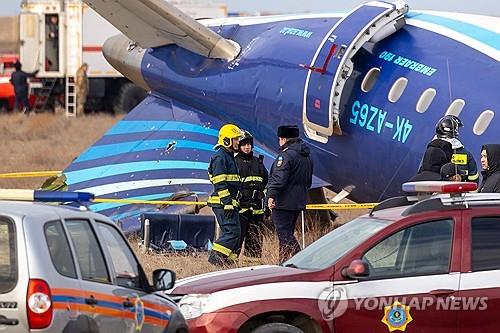 아제르 "추락 여객기, 러시아 미사일 맞았다"…예비조사 결론