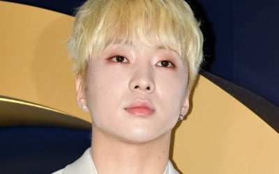 '전역' 강승윤, 위너 리더의 품격 "송민호와 손잡고 인사하겠다" [전문]