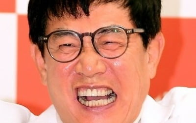 '64세' 이경규, 인성 폭로 당했는데…제작진에 호통 "왜 이제야 만들었어" ('미스터트롯3')