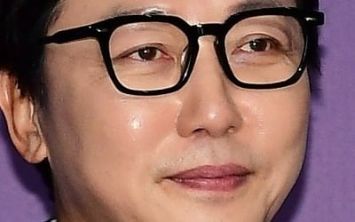 [종합] '56세' 탁재훈, '3명과 불륜' 9년 만에 해명했는데…이혼 언급에 "슬픈 얘기" ('돌싱포맨')