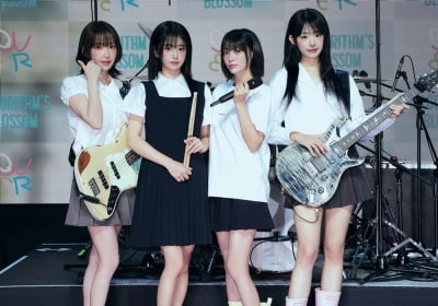 QWER to Host Their First Fan Concert in Seoul This January