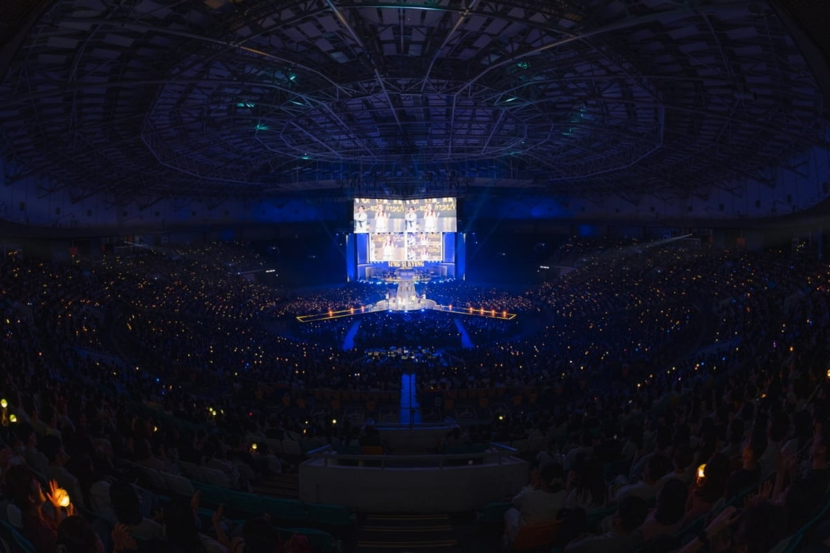 연말 콘서트 줄취소될 가능성은?…계엄령 선포에 '엔터계'도 발칵 