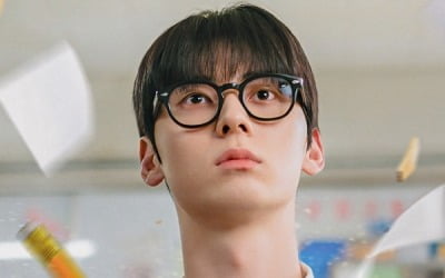 황민현, 나이가 몇인데…피 튀기는 입시에 뛰어든 근황 "공부할 눈빛 찾아" ('스터디그룹')