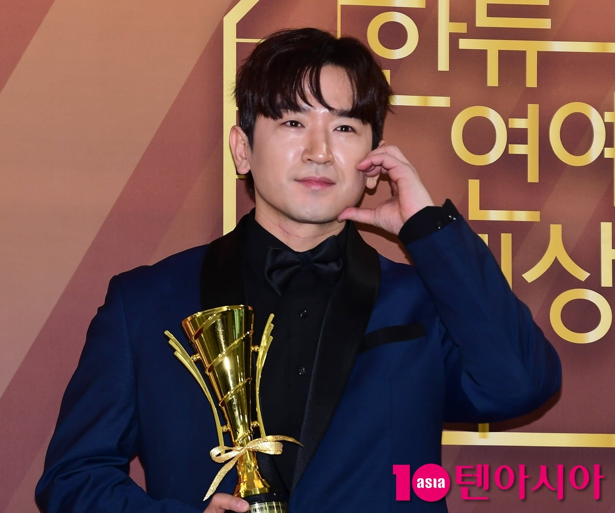 신화 이민우, 트로피 최고![TEN포토]