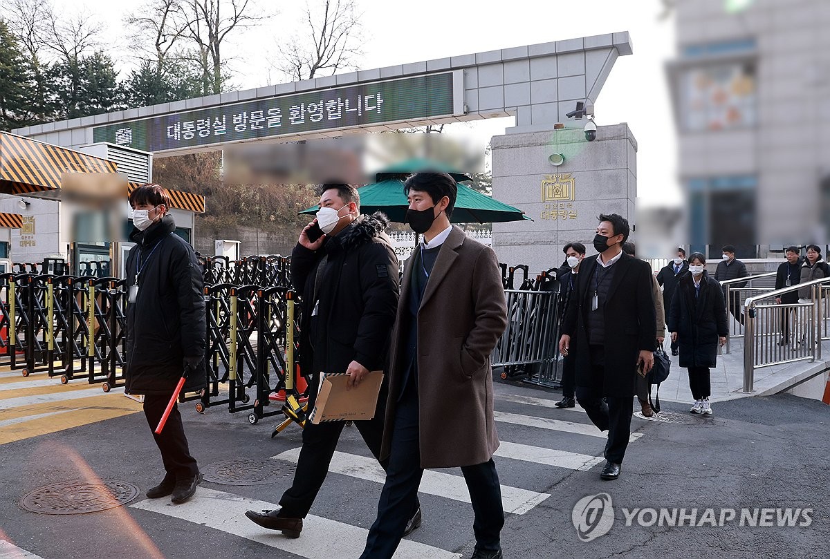 [1보] 경찰 특별수사단, 대통령실 2차 압수수색 시도