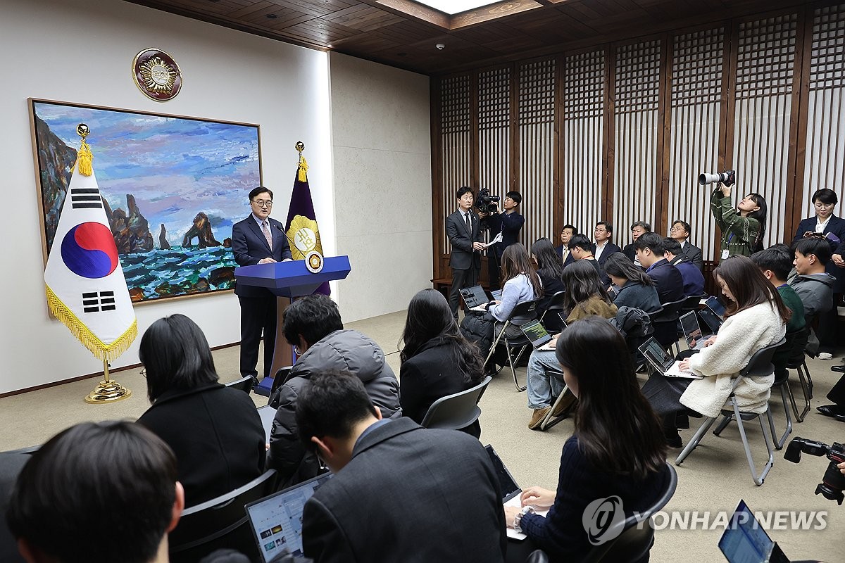 우의장, 韓대행 탄핵가결 정족수에 '총리기준 151석' 무게둔 듯