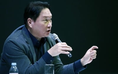 최태원 "SK 'AI 반도체' 수준, 엔비디아 요구 뛰어넘고 있다" [CES 2025]