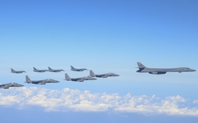 한미일, 美 B-1B 폭격기 참여 공중훈련…"北 극초음속 대응"