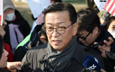 尹 접견한 변호사 "대통령, 폭력적 체포의 부정적 여파 걱정"