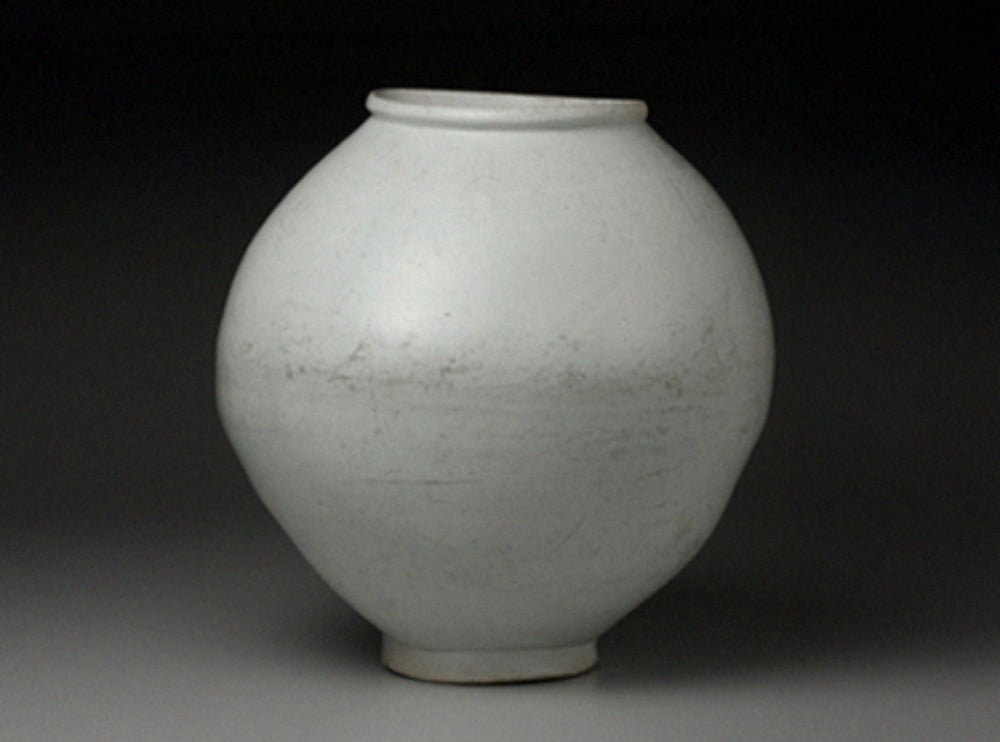 백자 호(조선시대, 18세기) / 카지노 바카라출처. © The Museum of Oriental Ceramics,Osaka