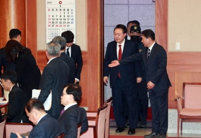 국회 측 "尹 사법시스템 부정이 폭동으로…신속히 파면해야" [종합]