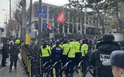 "손님 1명…내가 왜 하필 꽁 머니 카지노 3 만 앞에 가게 차렸을까" 울분 [현장+]