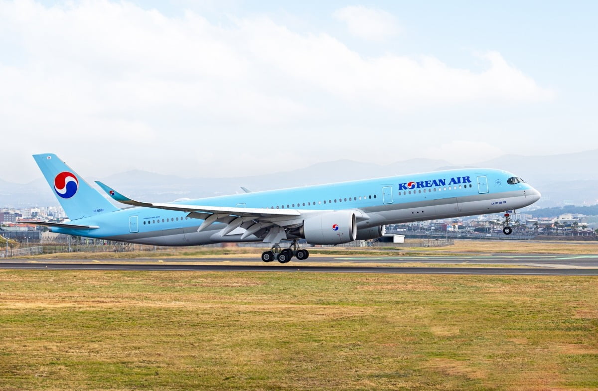 대한항공, 에어버스 최첨단 중대형 항공기 A350 운항 시작