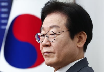 거친 공방…與 "이재명, 대통령 다 된 것마냥 들떠"