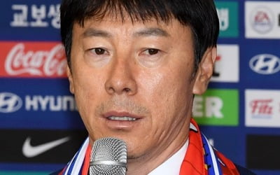 "FIFA 랭킹 50단계 올려놨는데 경질이라니"…신태용 아들  '분노'