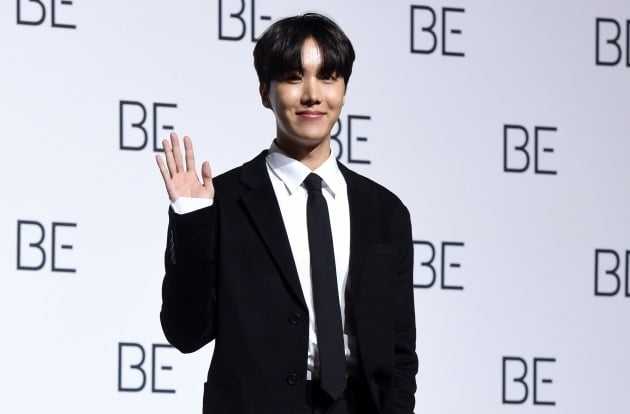 BTS 제이홉, 제주항공 참사 지원에 1억 기부…"조금이나마 도움 되길"