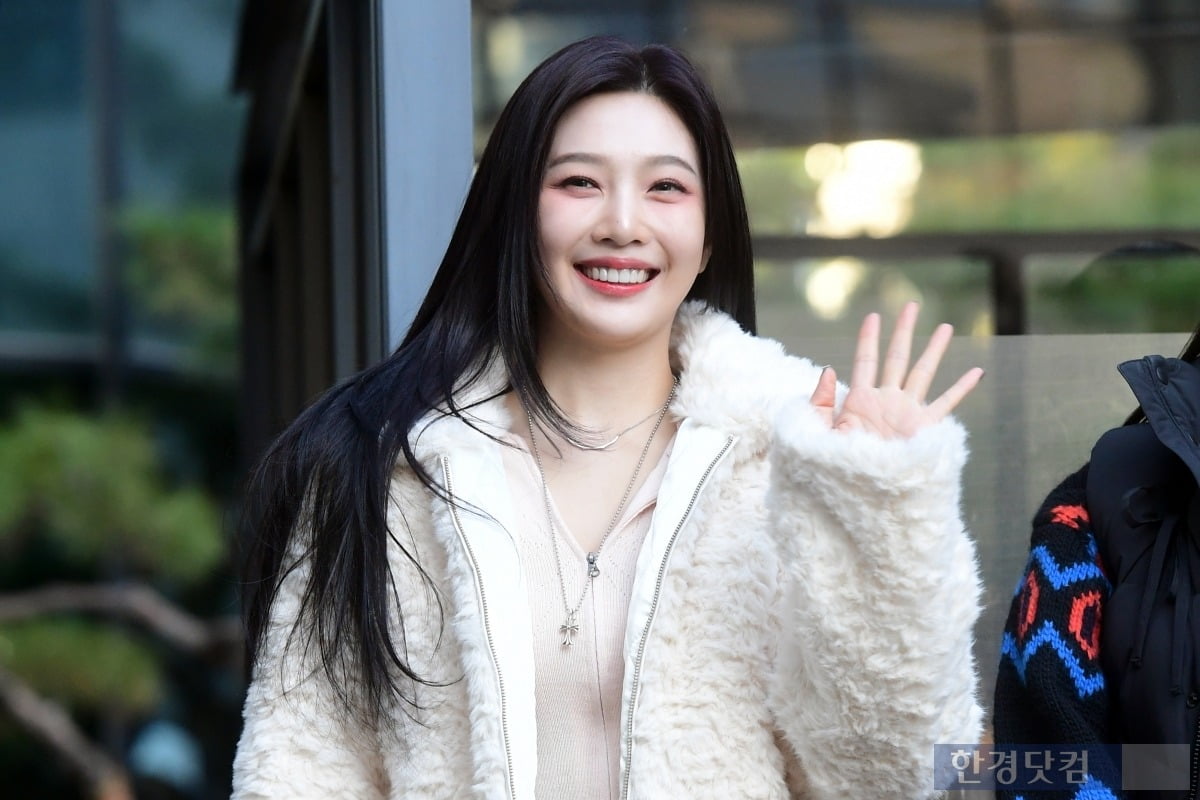 레드벨벳 조이, '10년 동행' SM과 재계약 체결