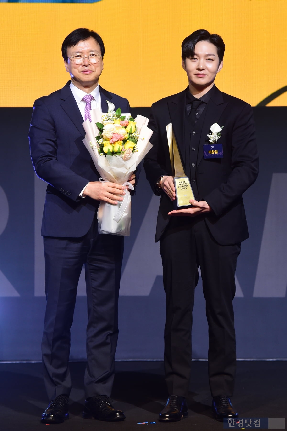 [포토] 이창섭, '2025 대한민국 퍼스트브랜드 대상' 남성보컬·남자 웹예능MC 부문 수상