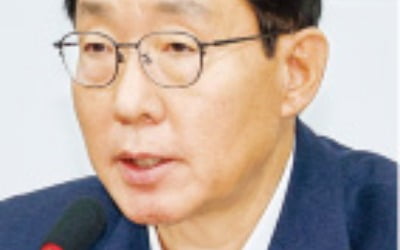 與 "반도체·전력망·방폐장법, 1월 처리를"