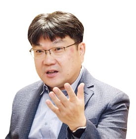 "황반부종 신약, 세계 최초로 혈관 정상화 효능 입증돼"