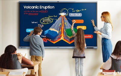 [포토] 삼성 'AI 전자칠판' 공개…수업 내용 요약도 척척