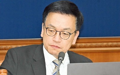 최상목, 2차 내란특검법 거부권…"尹 이미 구속, 실효성 떨어져"