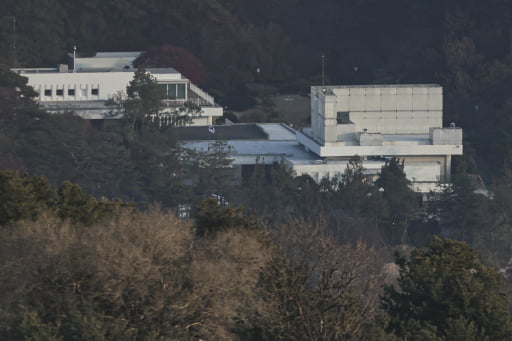 [속보] 합참 "관저서 공수처 대치 부대는 경호처 통제 경호부대" 