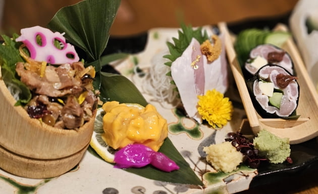 닭 전문 향토요리점에서 맛본 닭 회  / JAPAN NOW