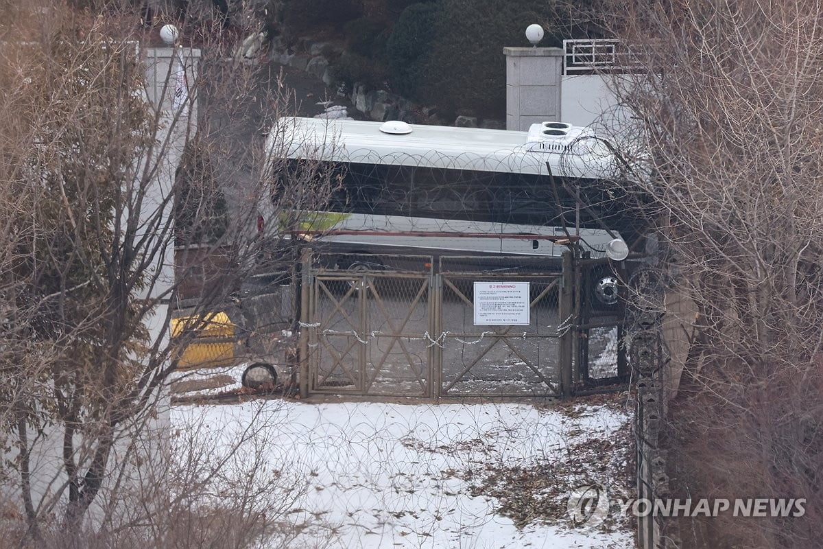 어쩌다 이 지경까지…"韓 투자 전면중단 가능성"