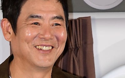 '57세' 성동일, 아들 과학고 보내더니…英 어학연수 떠났다 "늦기 전에 도전" ('샬라샬라')