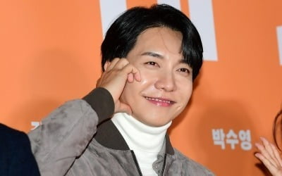 '딸바보' 이승기, 봉사활동에 진심이네…노숙인 200명에 직접 떡국 대접