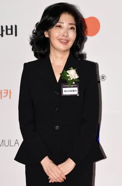 '70억 자가' 여에스더, ♥홍혜걸과 별거 중이었다…"우울증으로 28번 전기 치료" ('같이 삽시다')