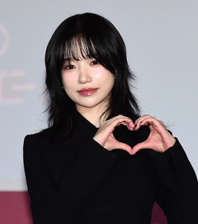 '오겜2' 조유리, 제2의 아이유·김세정 되려나