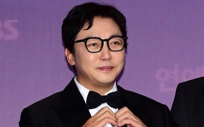 '56세' 탁재훈, AV 배우 초대하더니…녹화 도중 패닉 "이거 맡아야 하나요?" ('변호사들')