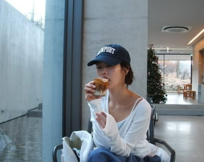 '163cm 44kg' 정소민, 잡아먹힌 것도 모자라 컵보다 작은 사이즈