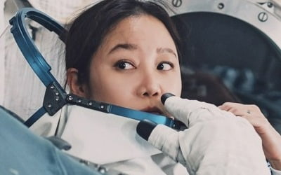 블랙 코미디 무드 높였네…시온, '별들에게' 두 번째 OST 가창